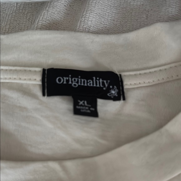 “Reputation” Baby Tee - Picture 3 of 4